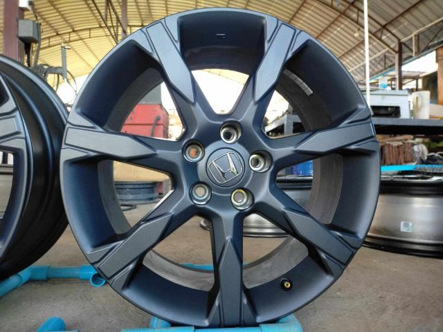 แม็กฮอนด้า18 กว้าง8 et50 สีเดิมป้ายแดง ใส่ accord CRV civic HRVอื่นๆ 5 รู 114