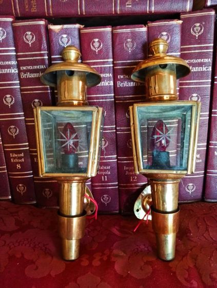 โคมไฟเนื้อทองเหลืองนำเข้าสภาพเยี่ยมสภาพใหม่ยังไม่ใช้งาน รูปที่ 2