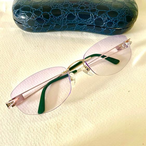 Swarovski ตกแต่งคริสตัล แว่นตา ริมเลต กรอบแว่นแบรนด์แท้ รูปที่ 3