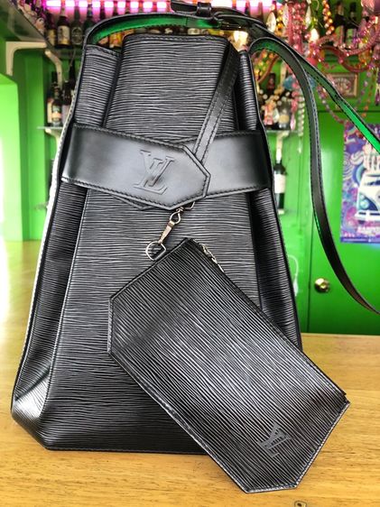 Louis Vuitton Epi Sac D'Epaule  รูปที่ 9