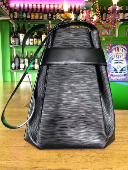 Louis Vuitton Epi Sac D'Epaule  รูปที่ 11