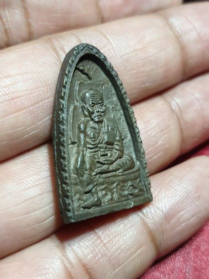 เหรียญหลวงปู่ทวด รุ่นรวยโชคลาภ วัดป่าห้วยพระ ตำบลนาพรุ อำเภอเมือง จังหวัด นครศรีธรรมราช เนื้อนวะ หายากพบเจอน้อย สภาพสวยแชมป์ ไม่ผ่านการใช้ รูปที่ 7