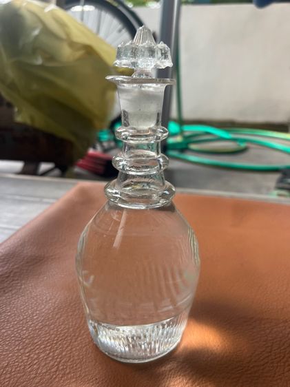 ขวดแก้วโบราณ