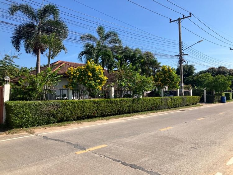 ตกแต่งครบ บ้านพูลวิลล่า 3 ห้องนอน 3 ห้องน้ำ ขายหรือเช่า รูปที่ 2