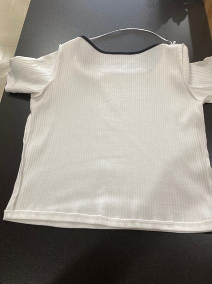 เสื้อยืดผ้าร่อง GU ไซส์ L รูปที่ 5