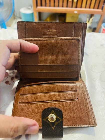 กระเป๋าสตางค์ LV รูปที่ 2