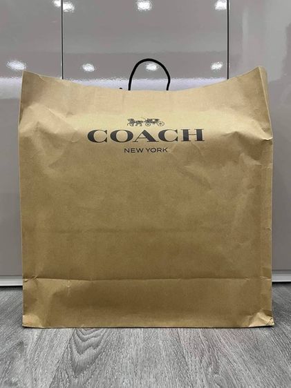 Coach X Jean Michel Basquiat Track Pack In Signature Canvas รูปที่ 10