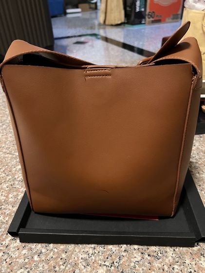 กระเป๋าสะพาย รูปที่ 4