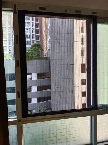 มุ้งลวดจีบเกรดเอพรีเมี่ยม มุ้งลวดประตูหน้าต่าง เหล็กดัดอบสี รูปที่ 10