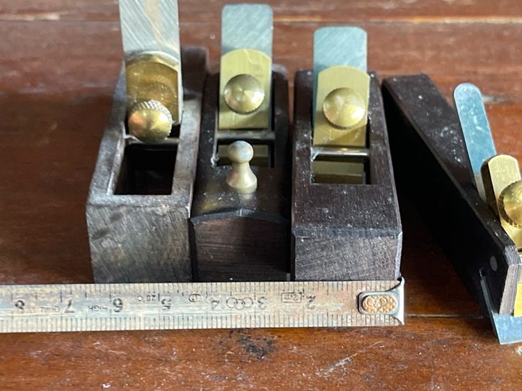 กบไสไม้ จิ๋วสะสม รูปที่ 18