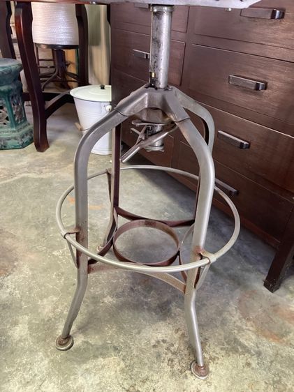 เก้าอี้ สไตล์อินดัสเทรียล สะสมA2 รูปที่ 5