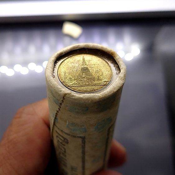 เหรียญยกหลอด (50 เหรียญ) เหรียญ 10 บาท หมุนเวียน ปี พ.ศ.2532 ไม่ผ่านใช้ รูปที่ 2