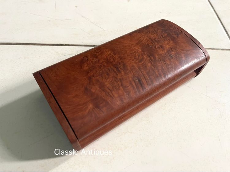 หีบไม้ กล่องไม้ ปมมะค่า เก่าสะสม