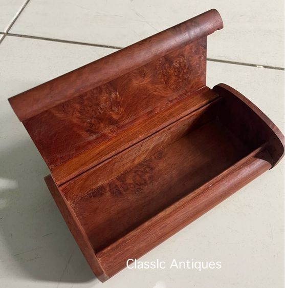 หีบไม้ กล่องไม้ ปมมะค่า เก่าสะสม รูปที่ 3