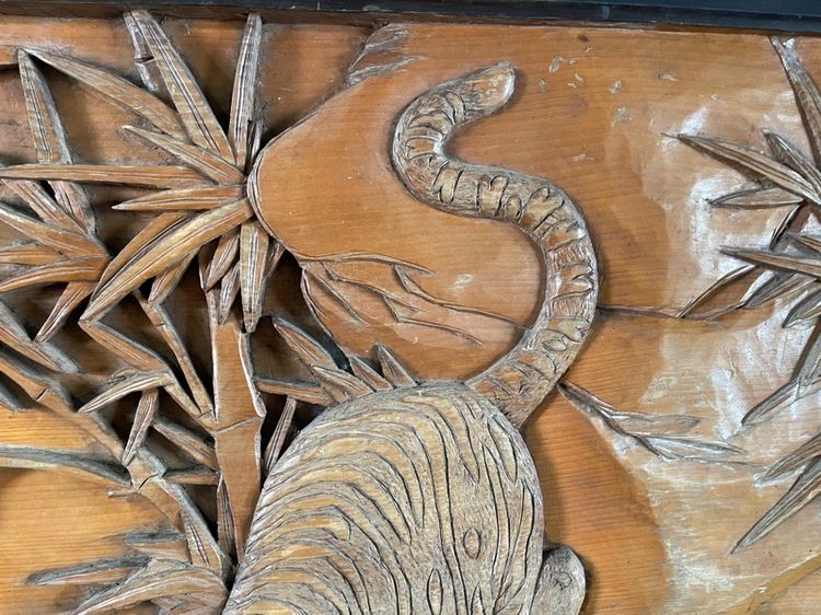 ภาพเสือ แกะสลักจากแผ่นไม้ เก่าสะสม รูปที่ 6