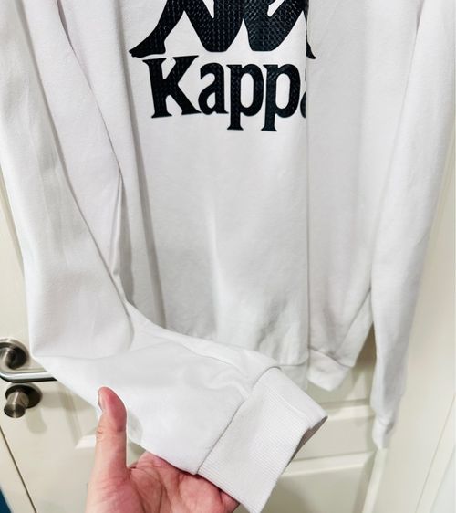 เสื้อสเว็ตเตอร์สีขาว แบรนด์ kappa รูปที่ 3
