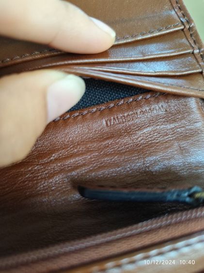 กระเป๋าสตางค์ใบยาว Burberry มือสองขายตามสภาพ รูปที่ 8