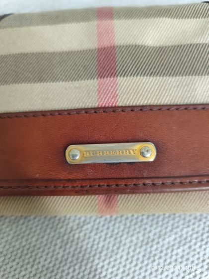 กระเป๋าสตางค์ใบยาว Burberry มือสองขายตามสภาพ รูปที่ 3