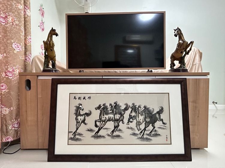 กรอบภาพม้า 8 ตัว รูปที่ 3