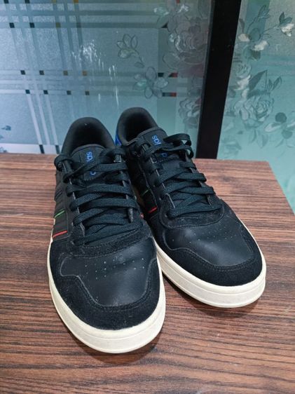 รองเท้า adidas รูปที่ 2