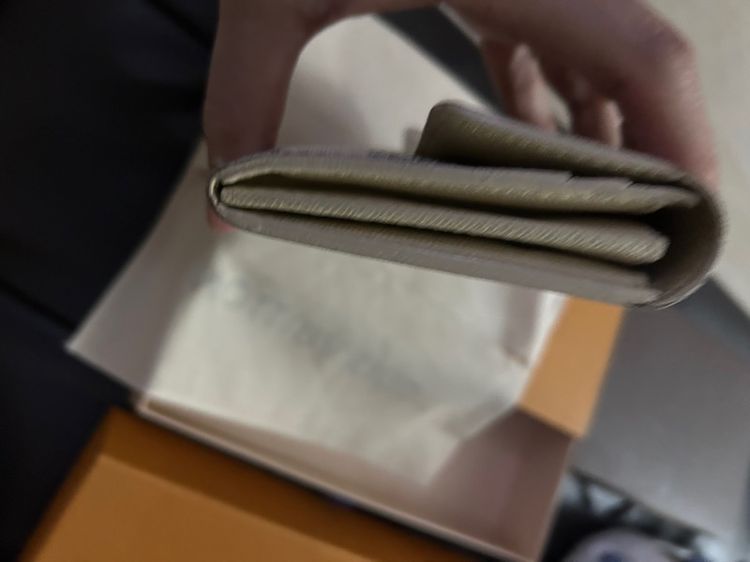 lV กระเป๋ายาว damier แท้ รูปที่ 8