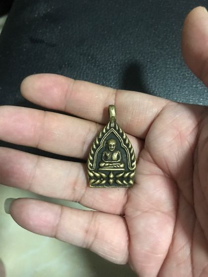 เหรียญหล่อหลวงพ่อเงินวัดบางคลาน