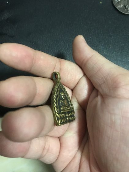 เหรียญหล่อหลวงพ่อเงินวัดบางคลาน รูปที่ 3