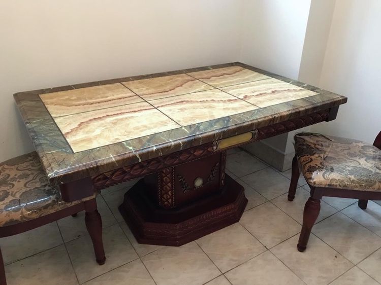 ชุดโต๊ะอาหารหินอ่อน รูปที่ 2