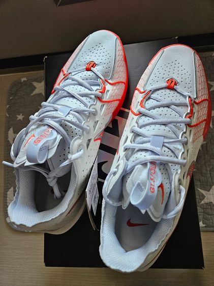 ขายรองเท้าบาสเกตบอล Nike สภาพ 100 โทร.0819149258