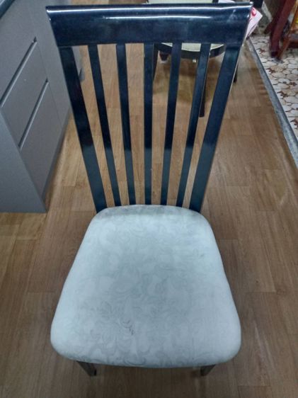 ของตกแต่งบ้านอื่นๆ เก้าอี้โต๊อาหาร 