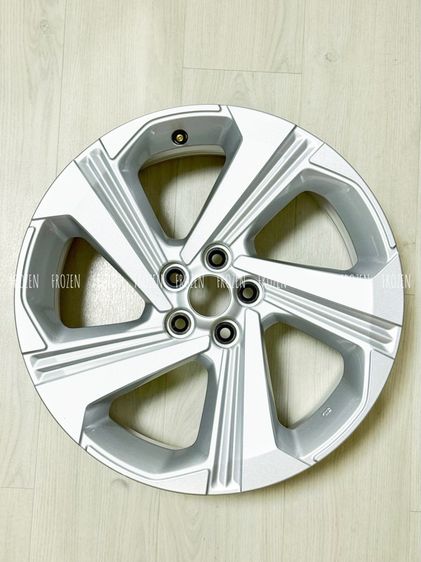 ขาย Mag Yaris Cross ขอบ 17” 5รู 100 รูปที่ 2