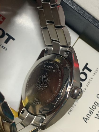 นาฬิกาหญิง TISSOT 1853 หน้าเพชรสภาพสวยพร้อมกล่องคู่มือสายต่อ รูปที่ 4