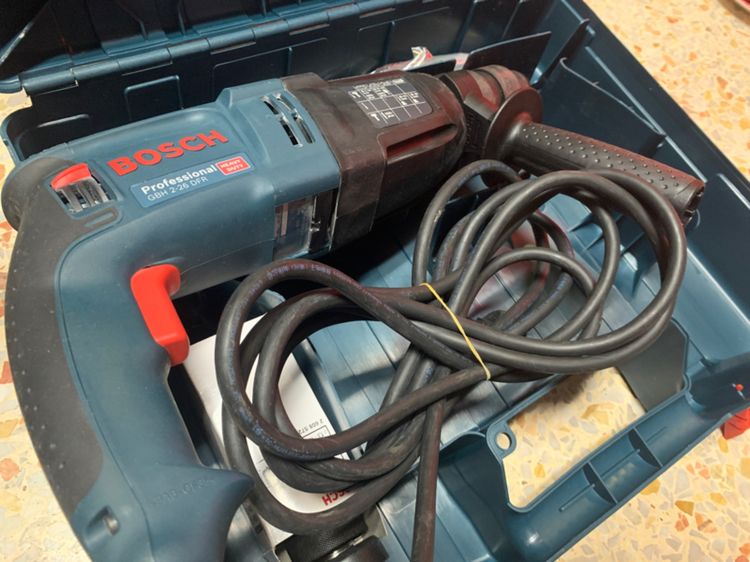 สว่าน โรตารี่สามระบบ BOSCH GBH 2-26 DFR สภาพสวยยังไม่ได้ผ่านการใช้งานอุปกรณ์ครบพร้อมกล่องพร้อมใบรับประกันมีหัวเปลี่ยนสองหัว รูปที่ 4