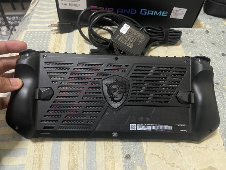 MSI คอลโซลเกมมิ่ง จอยสติ๊ก เล่นเกมแรง ทำเป็นมินิพีซีได้  MSI Claw A1M Ulra7 Handheld Gaming มือสอง สภาพสวย อุปกรณ์ครบยกกล่อง พร้อมของแถม รูปที่ 2