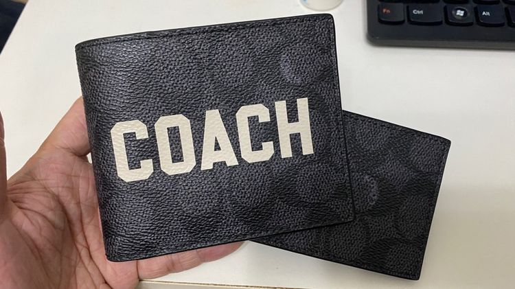 กระเป๋าสตางค์ Coach ของ Shop รูปที่ 6