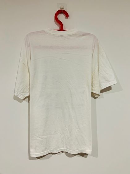 เสื้อยืดวินเทจ แท้ 💯 size วัดจริงขนาด อก 22.5 ยาว 28 นิ้ว สภาพดี ลายสวย เนื้อผ้าดีมาก หายากน่าสะสมครับ รูปที่ 4