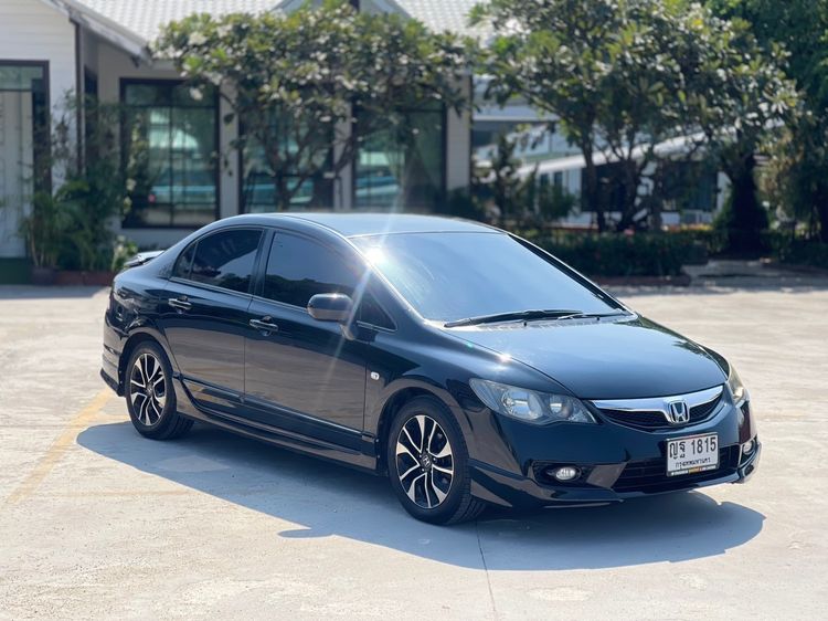 Honda Civic 2011 1.8 S i-VTEC Sedan เบนซิน ไม่ติดแก๊ส เกียร์อัตโนมัติ ดำ รูปที่ 2