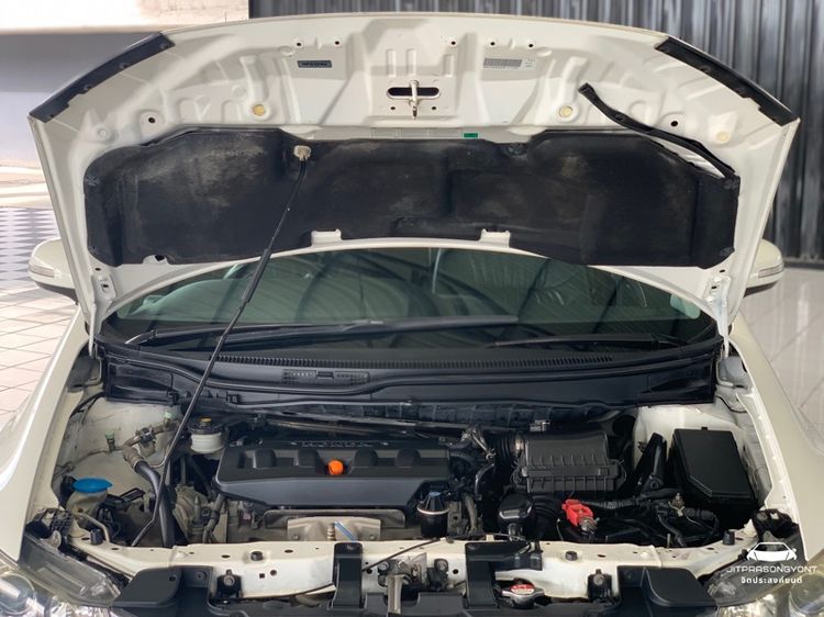 Honda Civic 2013 1.8 Modulo Sedan เบนซิน เกียร์อัตโนมัติ ขาว รูปที่ 2