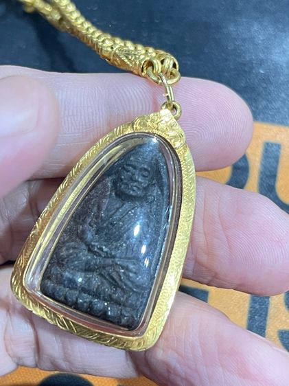 หลวงพ่อทวด วัดช้างให้ ปี 2524 เนื้อว่าน พิมพ์กลาง