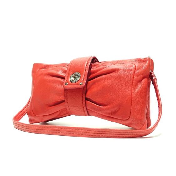 Used MARC BY MARC JACOBS
Turn Lock Bow Shape Shoulder Bag รูปที่ 2