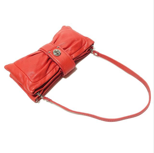 Used MARC BY MARC JACOBS
Turn Lock Bow Shape Shoulder Bag รูปที่ 15