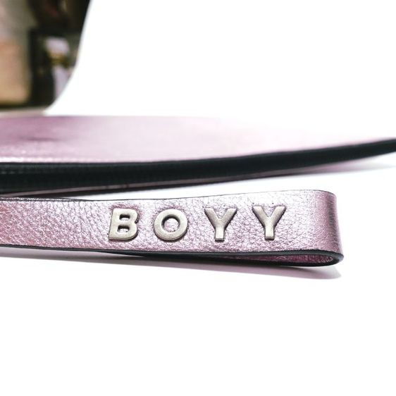 New BOYY
Pink Metallic Leather Zip Bag รูปที่ 3