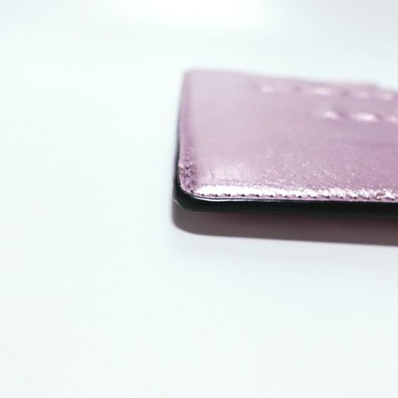 New BOYY
Pink Metallic Leather Zip Bag รูปที่ 8