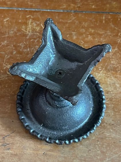 เชิงเทียน หลุยส์เหล็กหล่อสะสม รูปที่ 6