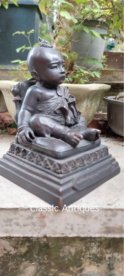 รูปปั้น สมเด็จพระเจ้าลูกยาเธอ เจ้าฟ้าศิริราชกกุธภัณฑ์ ทองเหลืองสะสม รูปที่ 5