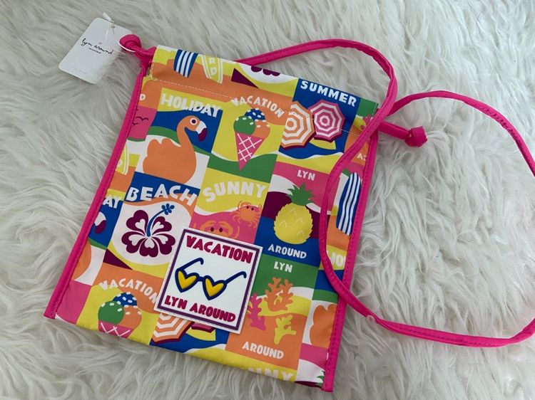 lyn around กระเป๋าสะพาย เด็ก ผู้ใหญ่ใช้ได้ ของใหม่ พร้อมส่ง