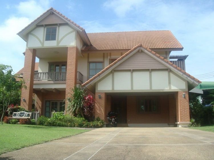 📌 บ้านในหมู่บ้านลัดดารมย์ สันผีเสื้อ