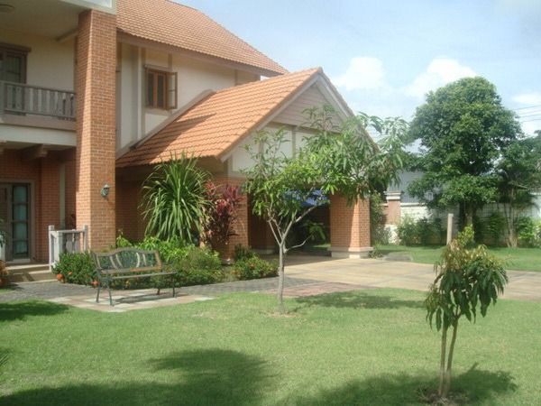 อื่นๆ มีบางส่วน สร้างเสร็จก่อน 2010 📌 บ้านในหมู่บ้านลัดดารมย์ สันผีเสื้อ รูปที่ 4