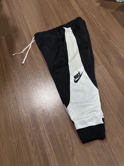 กางเกงวอร์มสีดำขาวลายbigswoot แบรนด์ Nike รูปที่ 7