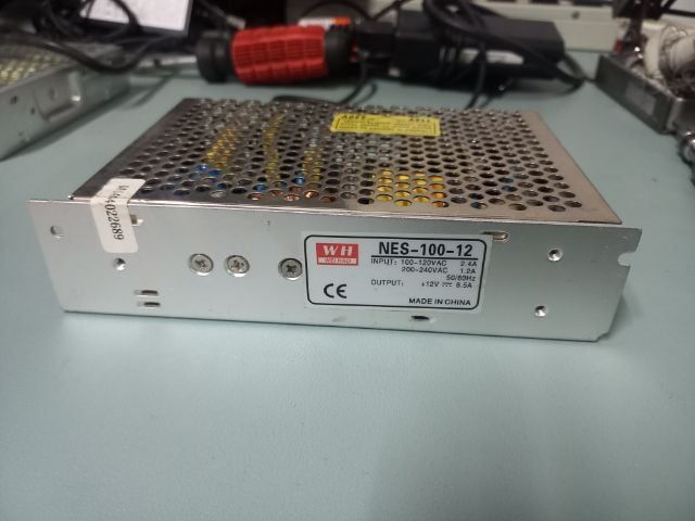 ชาย MEAN WELL Switching Power Supply สภาพสวยพร้อมใช้งาน